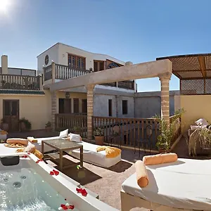 https://riad-chbanate.essaouirahotels.net